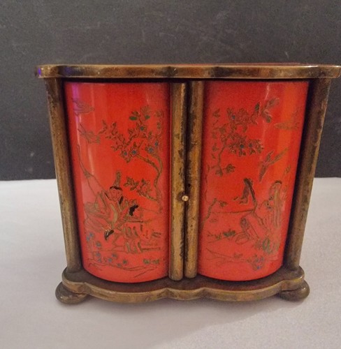 Chinoiserie style swiss jaz - style,