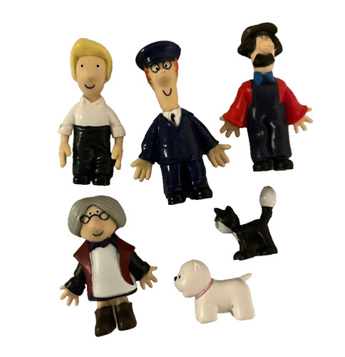 New postman pat figures - 6,