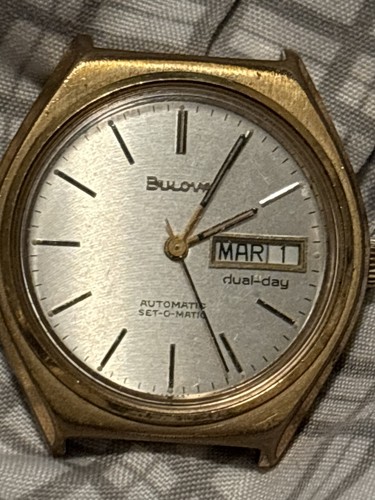 Bulova vintage automatic - vintage,