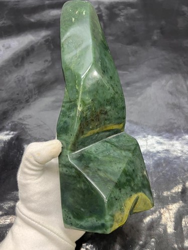 High grade nephrite jade - nephrite,