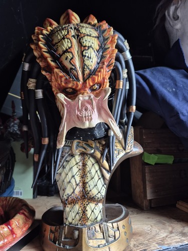 Sideshow predator legendary - sideshow, 2