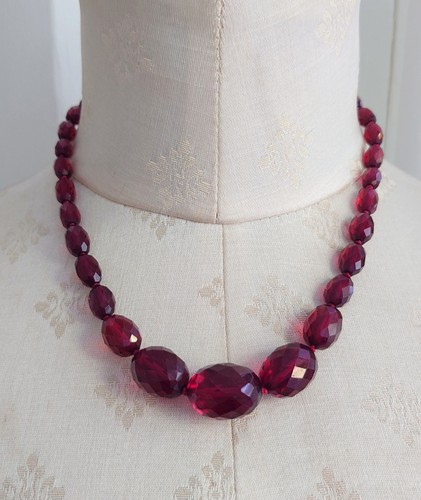 Vintage art deco faceted - deco,