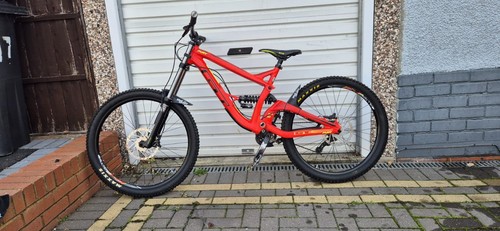 Fury downhill mounting - gt,
