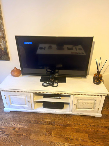 White wood stand rustic - white,