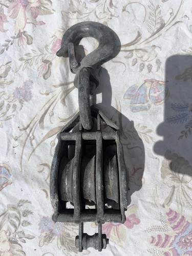 Vintage metal triple wheel - triple,