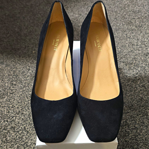 Bennett black suede - l.k.,