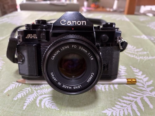 Canon slr camera - slr,