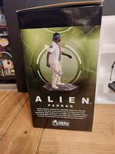 DENNIS PARKER - OFFICIAL