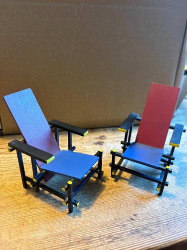 Vitra miniature rood - rood, blauwe