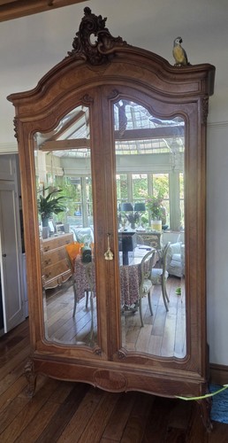 Large french walnut - french,