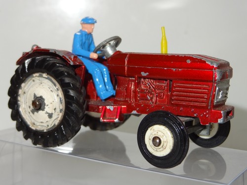 Dinky 308 leyland 384 tractor - 308,