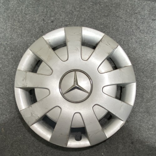 Mercedes wheel trim - wheel, 16”