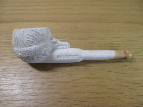 Vintage clay pipe safari - on,
