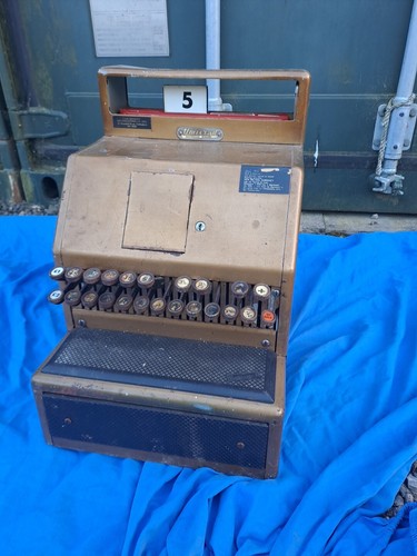 Rare vintage universal - rare,