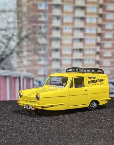 Only fools and horses del - only,