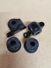 Classic Mini rear subframe rubber bush kit 76 onwards 21A2560 21A5818 rover