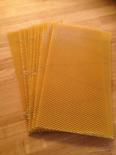 Sheets wired brood wax - sheets,