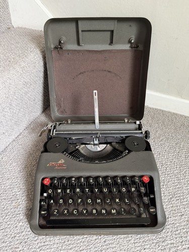 Vintage empire aristocrat - empire,