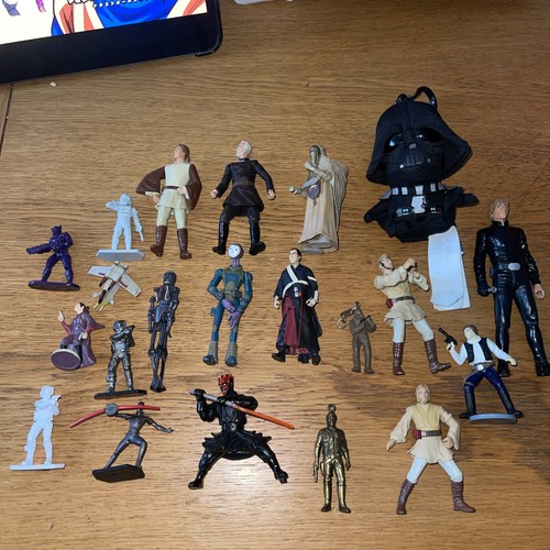 Star wars collectible - star, figures