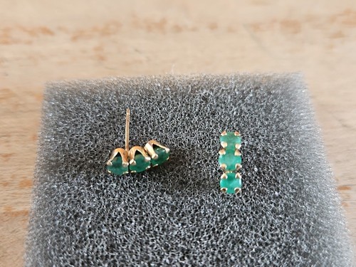 14k yellow gold emerald post - yellow,