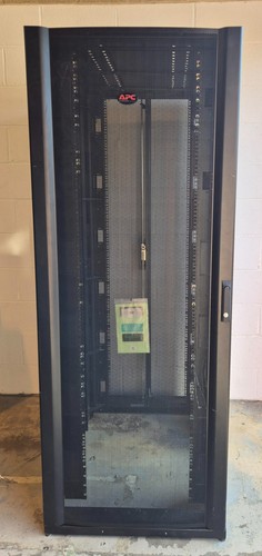 Apc netshelter ar3150 42u - apc,