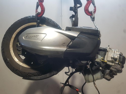 Piaggio vespa gts 300 super - piaggio,