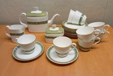 ROYAL DOULTON RONDELAY TEAPOT SUGAR & MILK JUG & 8 X CUPS & SAUCERS