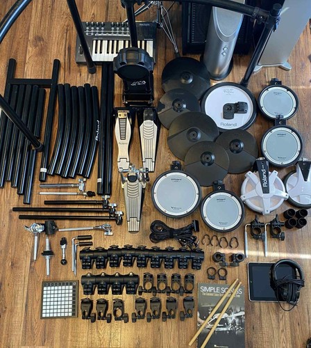 Roland drum kit - drum,
