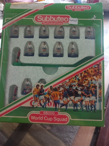 Subbuteo 66000 world cup squad - cup,