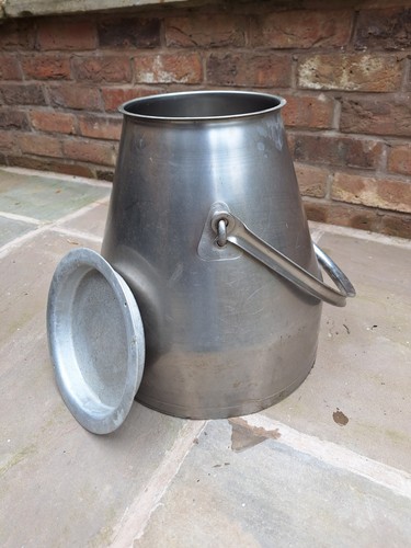 Vintage milk churn - /pail, ideal