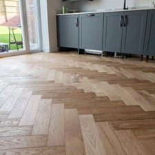 🌳 Nature 18/5 x 100mm LARGE Natural Oak Herringbone Engineered Flooring £59.99
