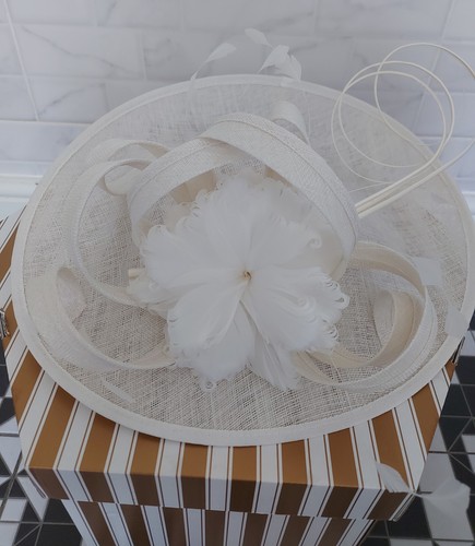 Beautiful cream snoxwell and - cream,