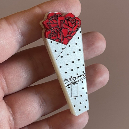 Brooch hero acrylic floral - acrylic,