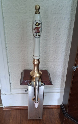 Buckley ale bitter beer - ale/bitter, pump
