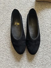 Russell & Bromley Stuart