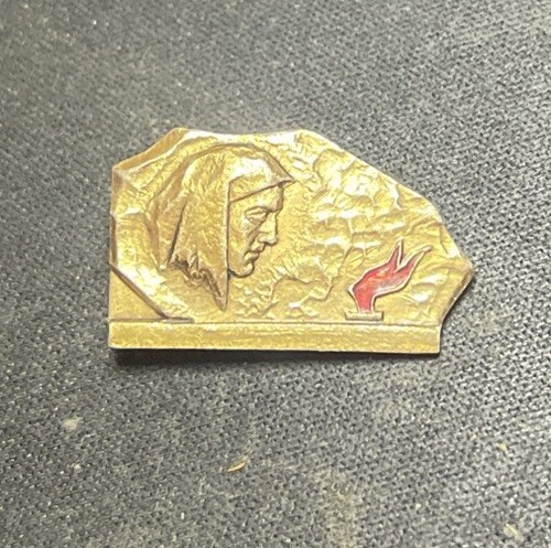 Original soviet russian pin - russian,