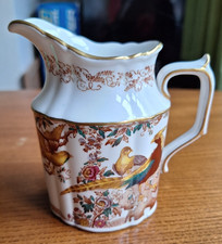 ROYAL CROWN DERBY OLDE AVESBURY BONE CHINA MILK JUG. 