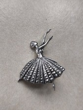 Vintage Jewelry Ballerina Brooch Brooch Dancing Lady 80s Mother of Pearl, Aluminum 
