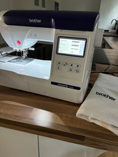 Brother Innovis F440E Embroidery Machine & Accessories - LOW STITCH COUNT