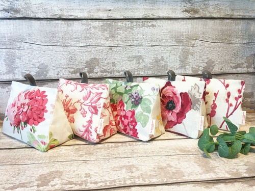 Handmade filled fabric - , door