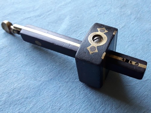 Mortice gauge ebony wood and - wood?,