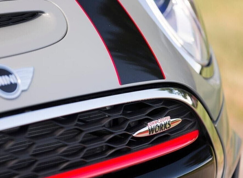 Mini front bonnet decorative - front,