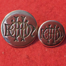 BICESTER AND WARDEN HILL HUNT BUTTONS.      ((BC053))