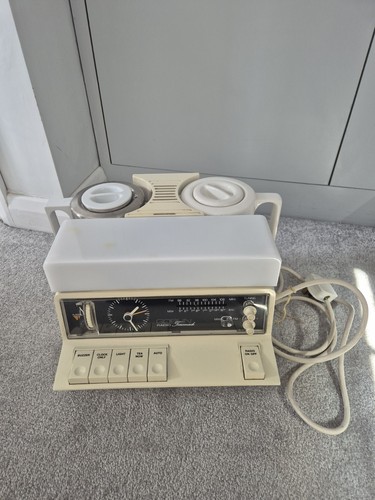 Vintage 1979 goblin radio - 1979,