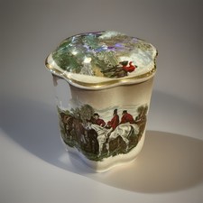 Palissy England Biscuit Jar