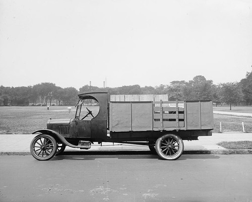 Ford motors special - motors, body