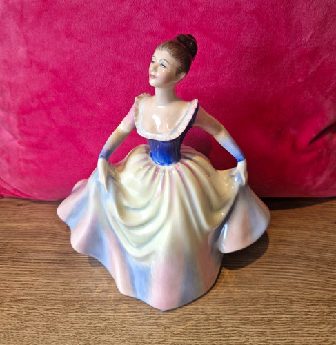 Royal doulton lisa - hn2394, bone
