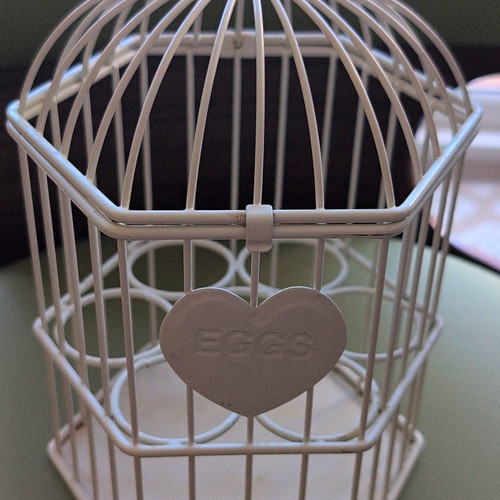 Eggs white metal decorative - white,