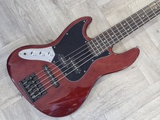 Sire Marcus Miller V3 5 String