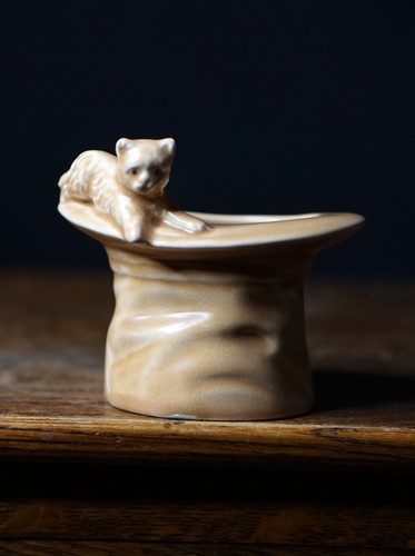Vintage sylvac cat planter - cat,